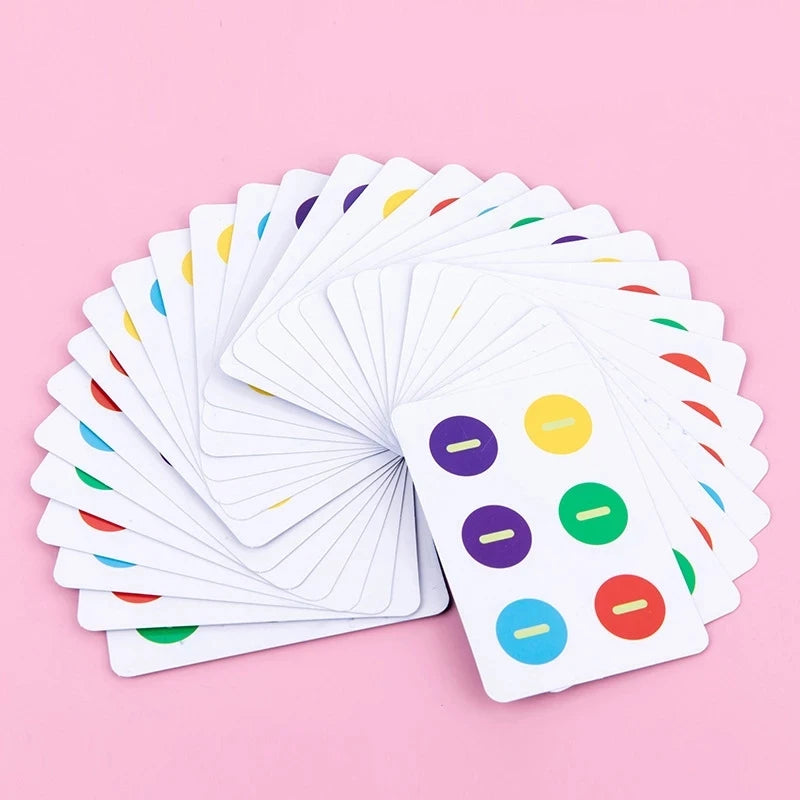 Planches à enfiler des boutons selon un modèle précis.