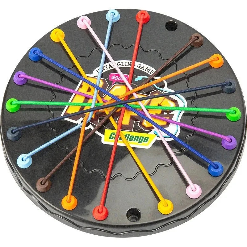 Casse-Tête de cordes entrelacées. Jeu de société stratégique avec défi de dénouage de nœuds.