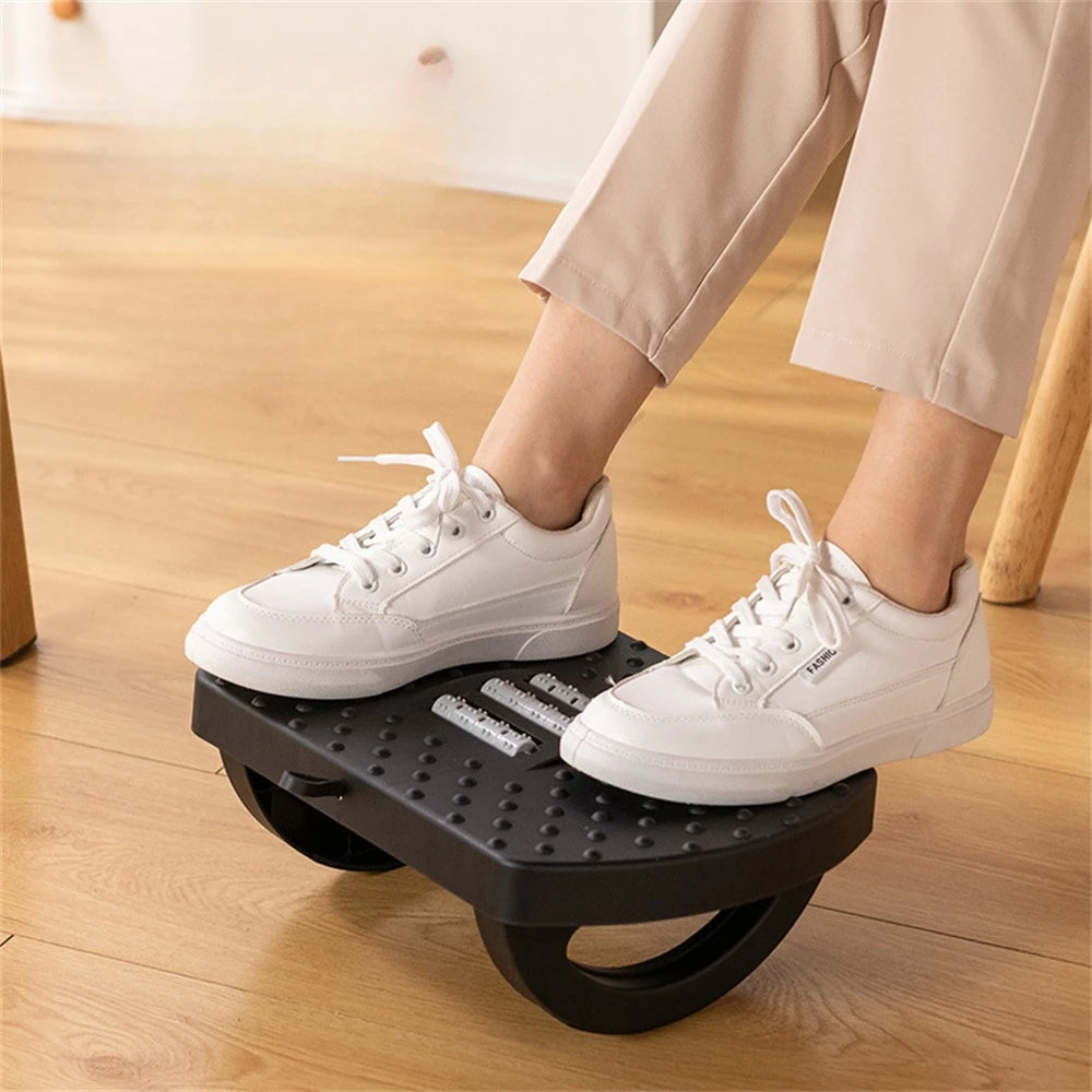 Tabouret repose-pieds antidérapant avec massage.